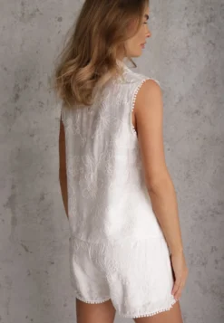 Biały Letni Komplet z Wiskozy z Haftem Koszula Bez Rękawów i Szorty Naseshi