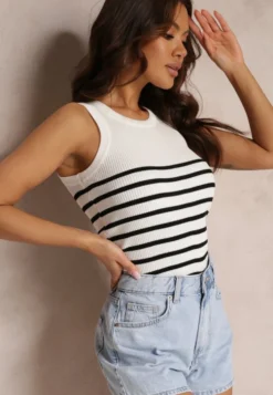 Biały Tank Top w Paski z Okrągłym Dekoltem Acamena