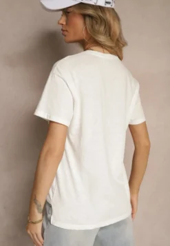 Biały T-shirt z Dłuższym Tyłem Zdobiony Haftem Ninilla