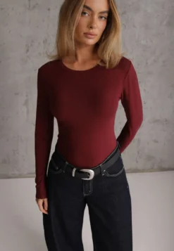 Bordowa Bluzka Basic o Fasonie Typu Longsleeve z Delikatnym Ociepleniem Kuarta