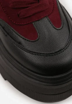 Bordowe Chunky Sneakersy Vices na Platformie z Okrągłym Detalem Sedvira