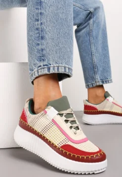 Bordowe Sneakersy na Platformie Ozdobione Tweedowymi Wstawkami i Cyrkoniami Eganna