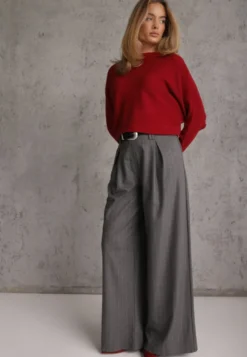Bordowy Basic Sweter Nietoperz z Wiskozą Rosanel