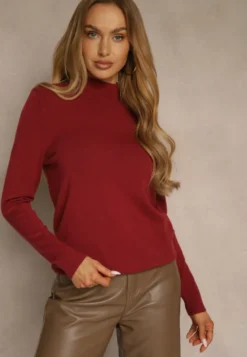 Bordowy Casualowy Sweter z Półgolfem w Minimalistycznym Stylu Seorienne
