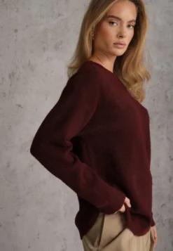 Bordowy Sweter Oversize z Bawełną i Wełną Typu Basic Oseani