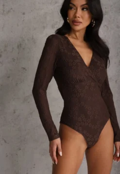 Brązowe Body Longsleeve z Kopertowym Dekoltem w Kwiatowy Print Zenneva
