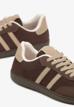 Brązowe Casualowe Sneakersy na Płaskiej Podeszwie Pemeriana