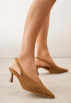 Brązowe Czółenka Slingback VICES na Kaczuszce z Ażurową Cholewką Klephei