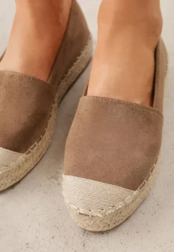 Brązowe Espadryle VICES w Klasycznym Stylu na Platformie z Plecionką Cherimare