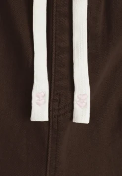 Brązowe Jeansy Mom Fit z Bawełny ze Ściągaczem i Wiązaniem w Talii Naubel