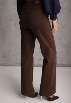 Brązowe Jeansy z Bawełny o Fasonie Straight Regular Waist Etelvina