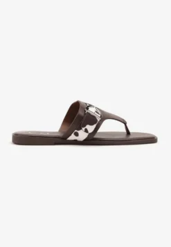 Brązowe Klapki z Ozdobną Klamerką i Wstawkami Animal Print Savicelle