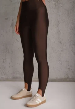 Brązowe Legginsy High Waist z Zapiętkami Oliviera