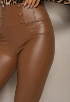 Brązowe Legginsy Push-Up z Imitacji Skóry Ocieplone Polarkiem Alabella