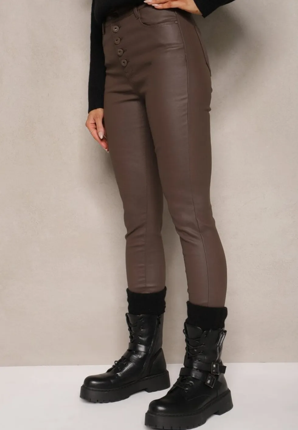 Brązowe Modelujące Spodnie z Imitacji Skóry o Fasonie Skinny Caetana