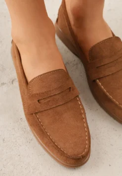 Brązowe Mokasyny Casual VICES z Imitacji Zamszu z Wkładką ze Skóry Naturalnej Sheiris