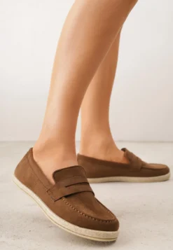Brązowe Mokasyny z Plecionką w Stylu Boho Galenatea