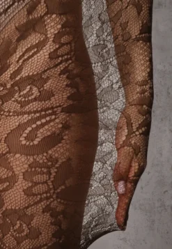 Brązowe Rajstopy Koronkowe w Eleganckim Stylu Fihanoriel