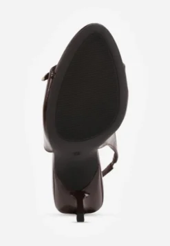 Brązowe Sandały Lakierowane VICES na Szpilce Slingback z Metaliczną Klamrą Harmonia