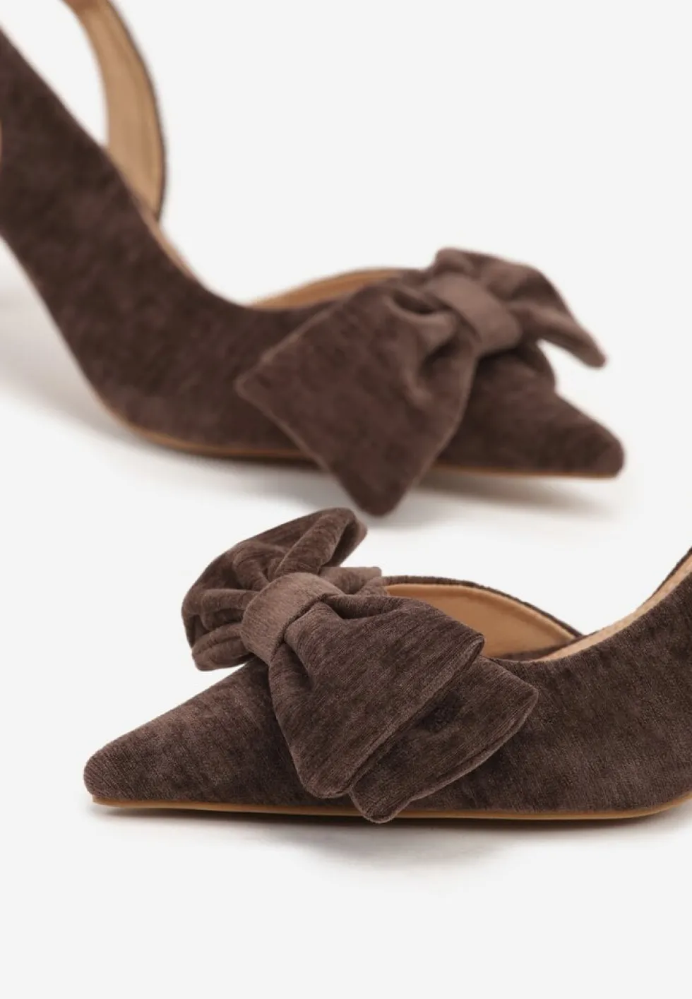 Brązowe Sandały na Szpilce Slingback z Kokardą Sunaiel