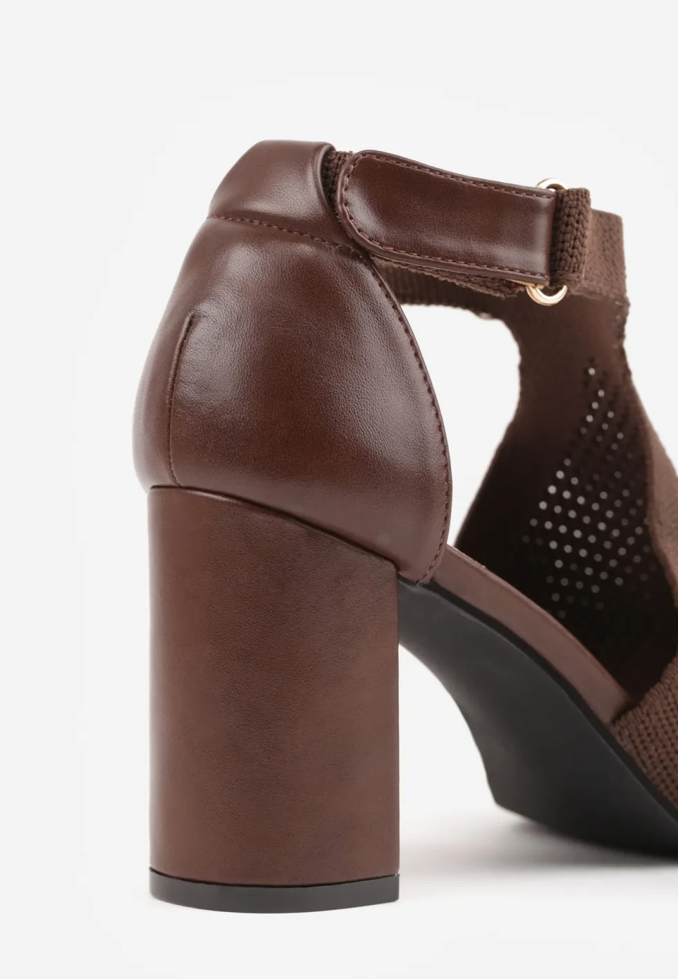 Brązowe Sandały Soft Fit VICES na Obcasie w Stylu Botków z Elastyczną Ażurową Cholewką Comfort Omphopis