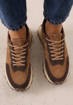 Brązowe Skórzane Sneakersy Chunky na Platformie z Bieżnikiem Calmo