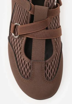 Brązowe Sneakeriny z Siateczki z Zapięciem na Rzep Vianate