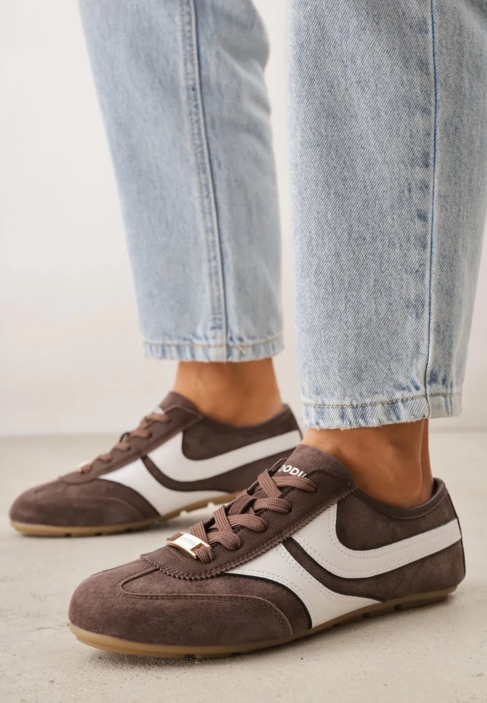 Brązowe Sneakersy Klasyczne Tenisówki z Zamszu Naturalnego Talanashta