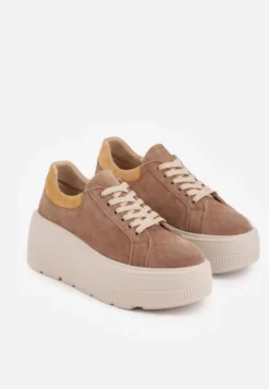 Brązowe Sneakersy na Platformie z Naturalnego Zamszu Latavesa