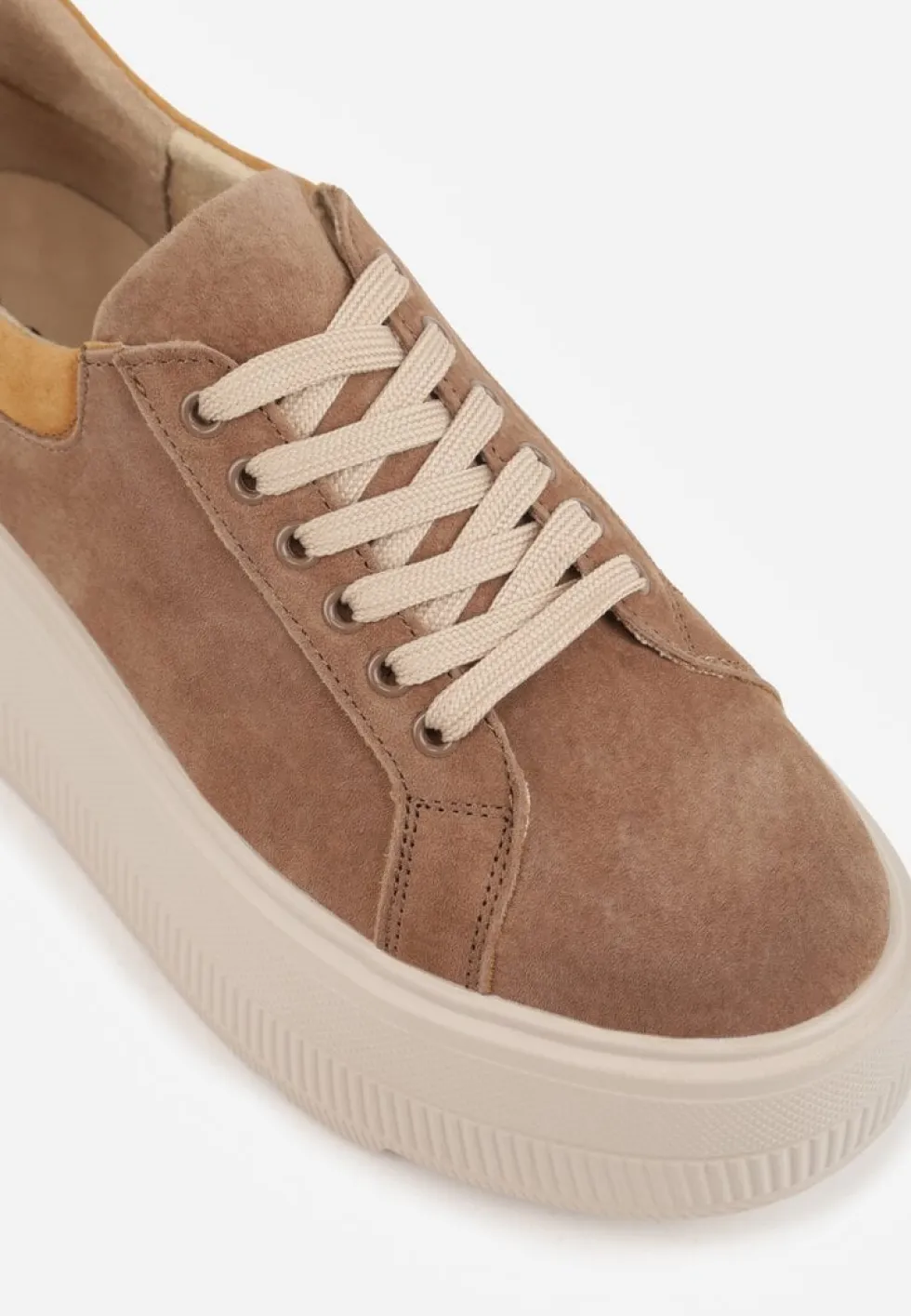 Brązowe Sneakersy na Platformie z Naturalnego Zamszu Latavesa