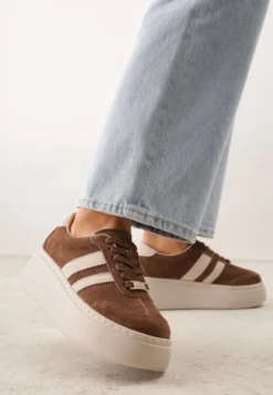 Brązowe Sneakersy na Platformie ze Skóry Naturalnej Ozdobione Paskami Sovimi