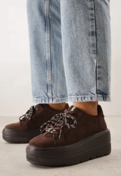 Brązowe Sneakersy na Platformie z Zamszu Naturalnego ze Sznurówkami w Paski Tarilita