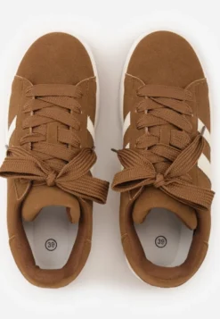 Brązowe Sneakersy Ozdobione Paskami Dolirenna