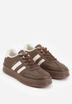 Brązowe Sneakersy Sportowe z Ozdobnymi Paskami i Przeszyciami Wenilan