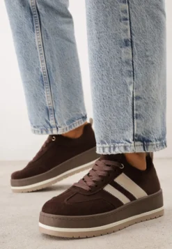 Brązowe Sneakersy Typu Kultowe Tenisówki o Fakturze Zamszu na Platformie Numissa