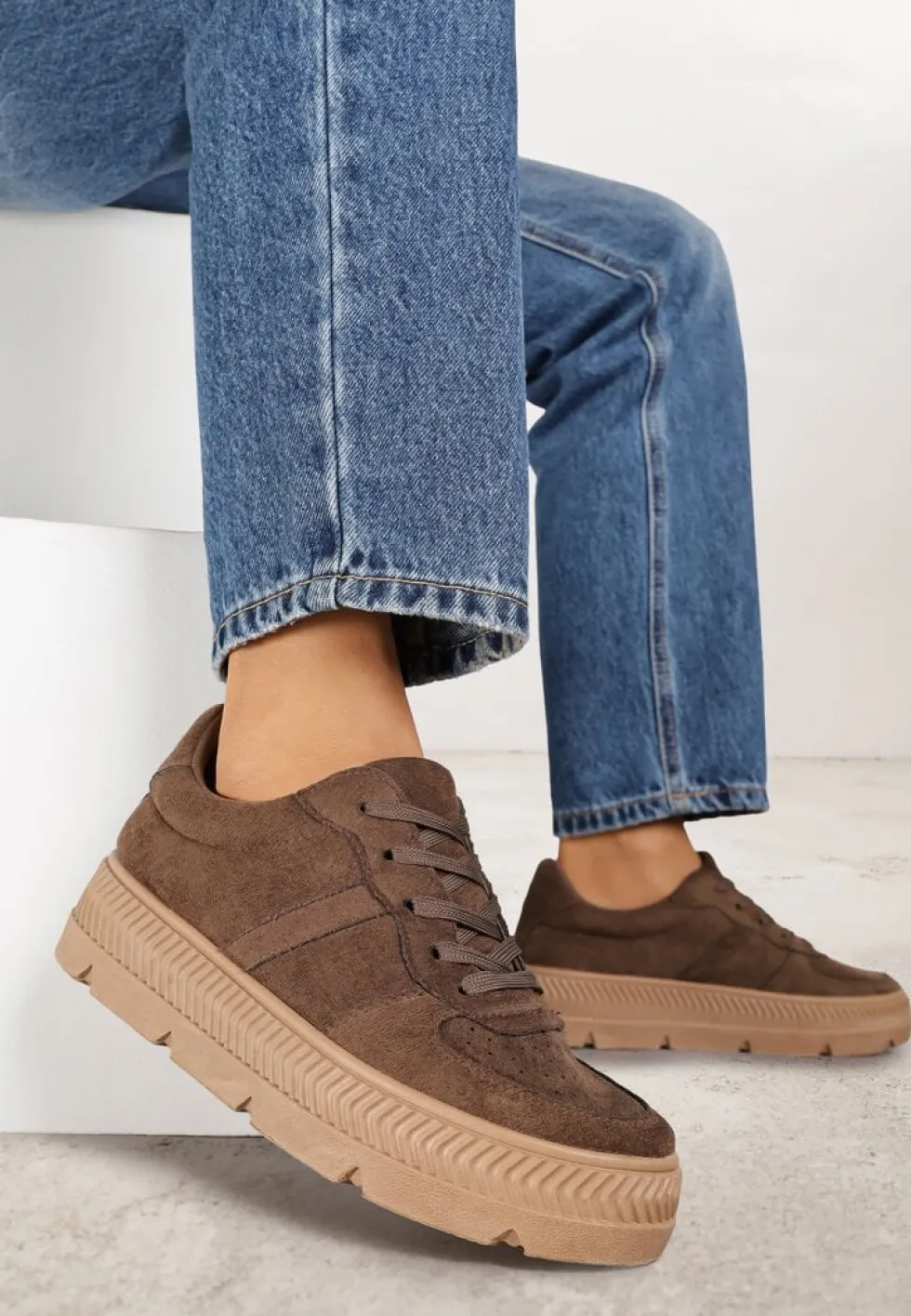 Brązowe Sneakersy Vices na Platformie z Tłoczeniem Alarrive