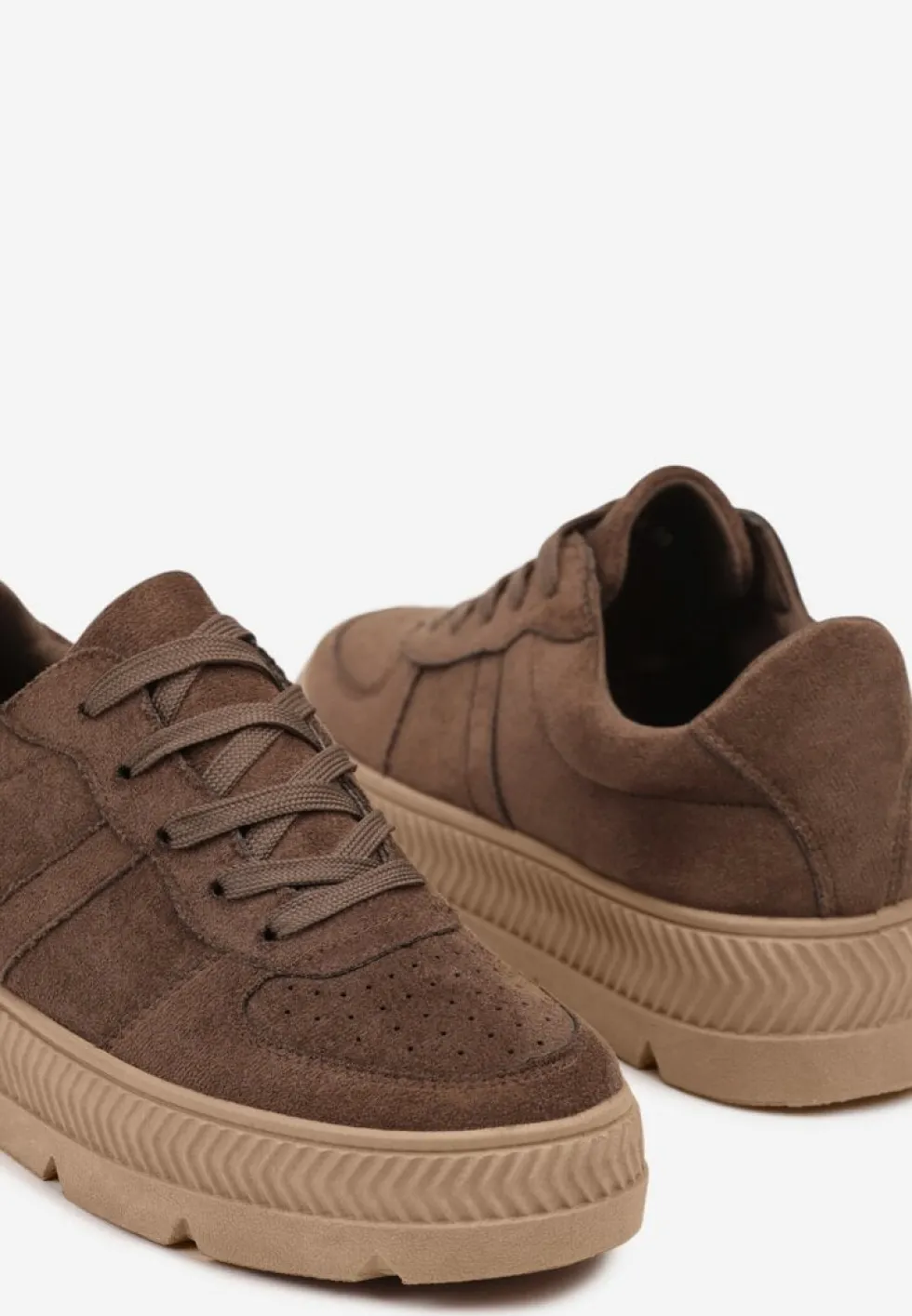 Brązowe Sneakersy Vices na Platformie z Tłoczeniem Alarrive