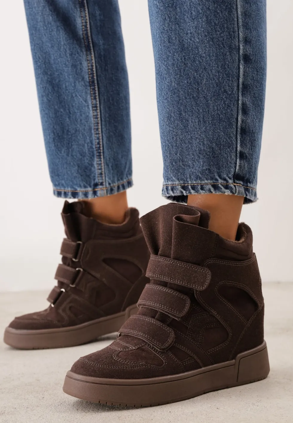 Brązowe Sneakersy w Stylu Y2K na Koturnie z Ociepleniem i Paskami na Rzep Aitia