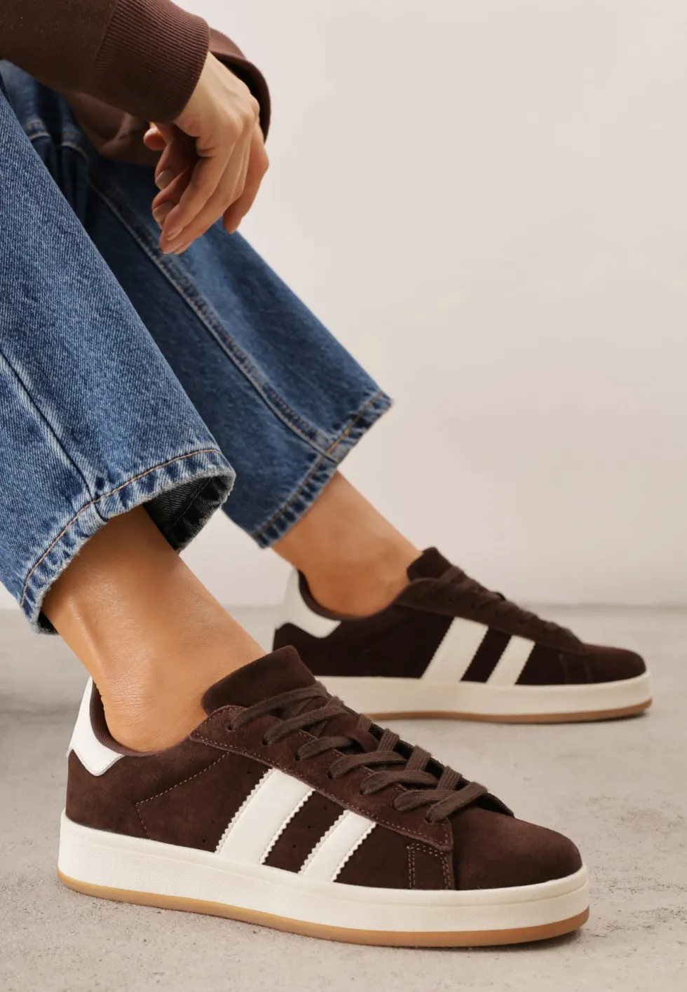 Brązowe Sneakersy z Paskami po Bokach Zefirau