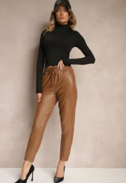 Brązowe Spodnie High Waist z Imitacji Skóry z Gumką w Talii Esaleira