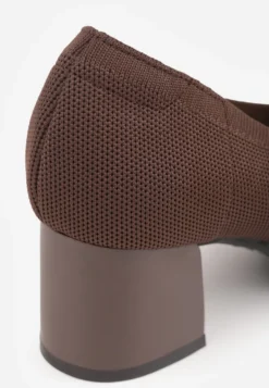 Brązowe Strukturalne Czółenka VICES na Słupkowym Obcasie z Wkładką Soft-Pillow Abathise