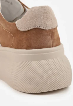 Brązowe Zamszowe Sneakersy Chunky na Platformie Teslara