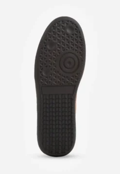Brązowe Zamszowe Sneakersy w Stylu Klasycznych Tenisówek ze Skórzaną Wkładką Volma