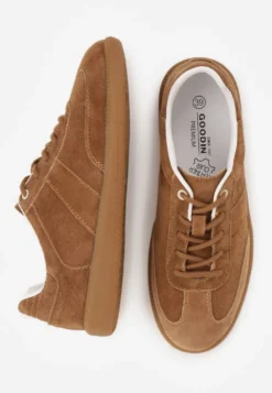 Brązowe Zamszowe Sneakersy z Wkładką ze Skóry Naturalnej w Stylu Tenisówek Adredine