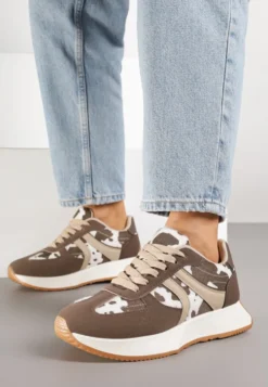 Brązowo-Białe Sneakersy z Geometrycznym Wzorem i Printem w Łaty Velwettia