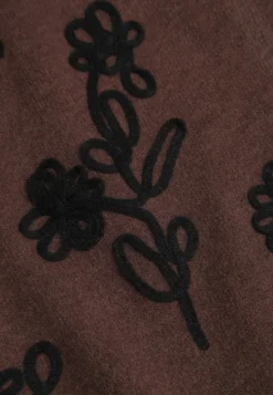 Brązowy Sweter z Haftowanymi Kwiatami Delfa