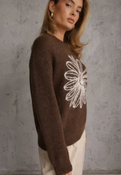 Brązowy Sweter z Wełną Bawełną i Kwiatowym Haftem Adetna