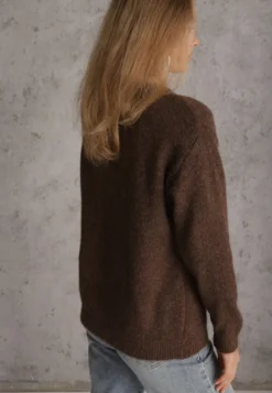 Brązowy Sweter z Wełną Bawełną i Kwiatowym Haftem Merisse