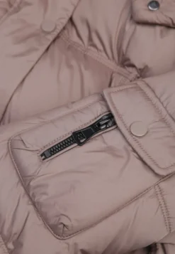Ciemnobeżowa Kurtka Zimowa Ozdobiona Pikowaniem z Odpinanym Kapturem Lisova