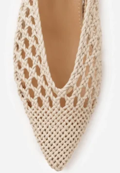 Ciemnobeżowe Czółenka VICES w typie Slingback z Ażurową Plecioną Cholewką na Słupku Chelvianna